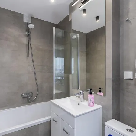 Cracow Best Rent Stachiewicza Street דירה *